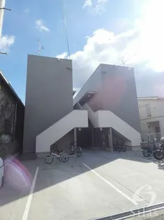 WISTERIA R&Tの画像