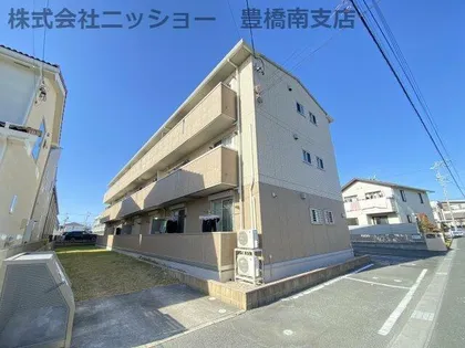 プール・トゥジュール【1階】の外観