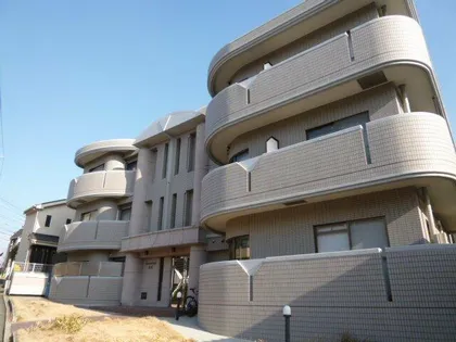 サンロイヤル高塚【2階】の外観