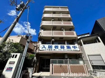 ヴェルドミール小阪【5階】の外観