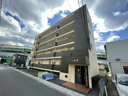 メゾン山木【3階】の外観