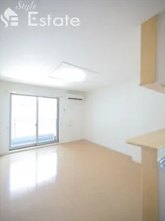 馬車道館【1階】の居間