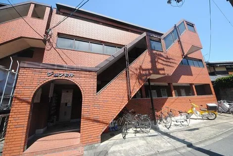 ジュンヒル【3階】の外観