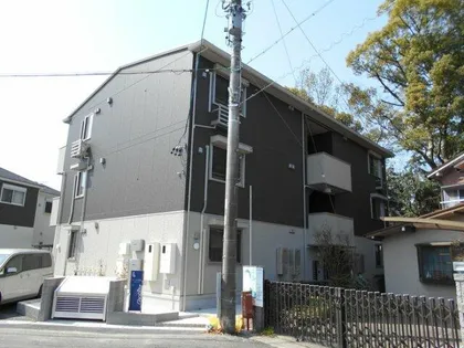 イ・ラプセル【3階】の外観