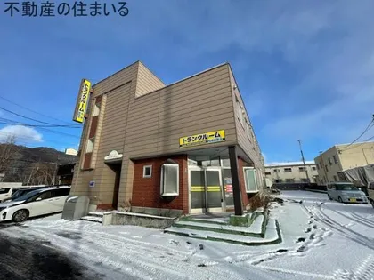 セントレジス【2階】の外観