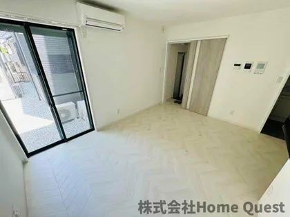 リビングライフ八尾山本【2階】の居間