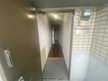 アビタシオン天子田【3階】の玄関