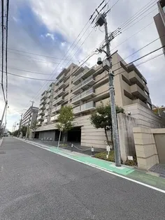 プラウド東山公園【8階】の外観