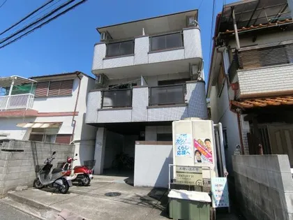 リバーサイドマンション【3階】の外観