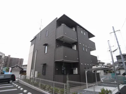 ルミエール ハタ【102号室】の外観