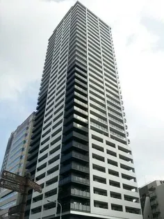 BrilliaTower神戸元町【31階】の外観