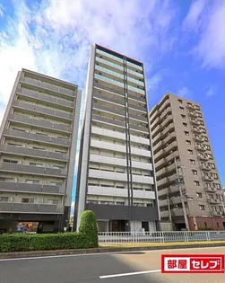 パルティール高畑【4階】の外観