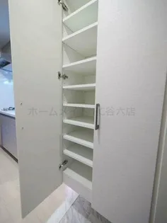 レジュールアッシュ玉造【10階】の玄関