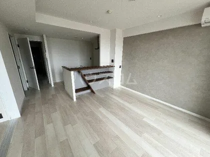 パインフィールド洛西【3階】の居間