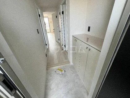 パインフィールド洛西【3階】の玄関