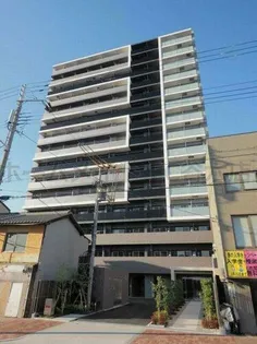 アドバンス大阪バレンシア【3階】の外観