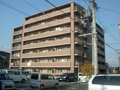 ロイヤルヴェール山下の画像