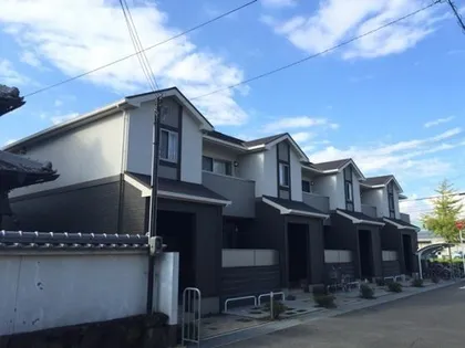 シャインメゾン1番館【205号室】の外観