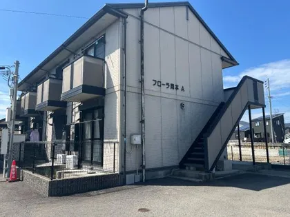 フローラ岡本の画像