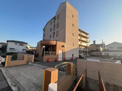 ラフィネ末広の画像