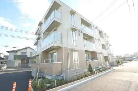 メゾン アルバの画像