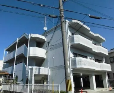 エクセル江坂【3-C号室】の外観