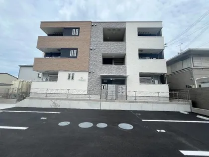 リバーサイド レジデンス【3階】の外観