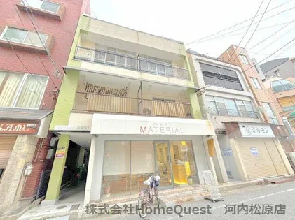 ロイヤルコート天美東【2階】の外観