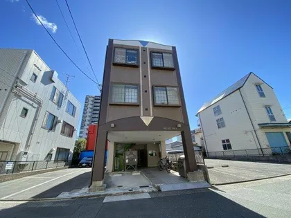 SQUARE FOURの画像