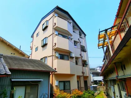 川辺ビル【1階】の外観