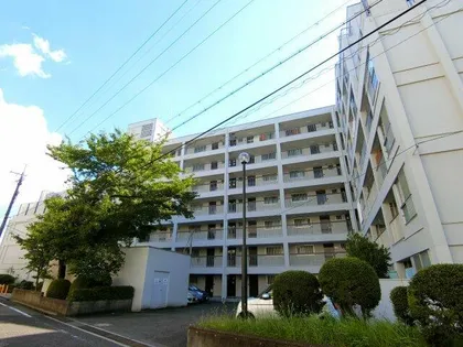 泉ヶ丘コーポラスの画像