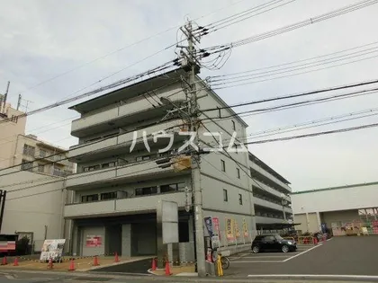 エリーフラッツ梅ノ宮【3階】の外観