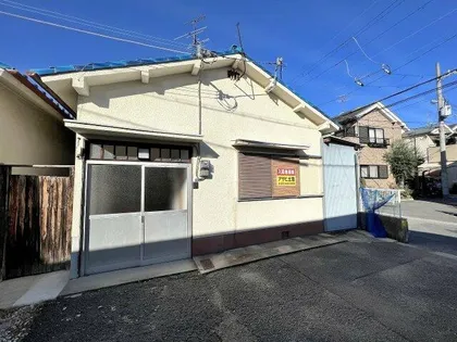 大阪府羽曳野市島泉1丁目【一戸建】の外観