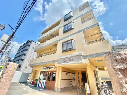 サンオークスマンション【3階】の外観