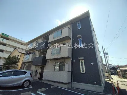 グランドール【301号室】の外観