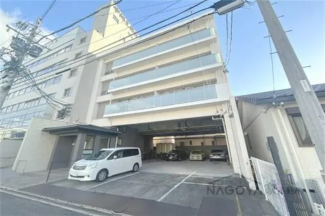 コンフォート松軒【3階】の外観