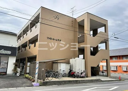 ファミール村田の画像