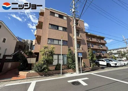 ホーメスト川名【4階】の外観