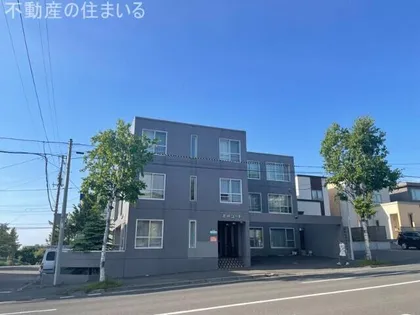 澄川コートの画像