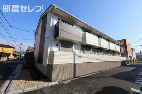 ポートパレス東海通【1階】の外観