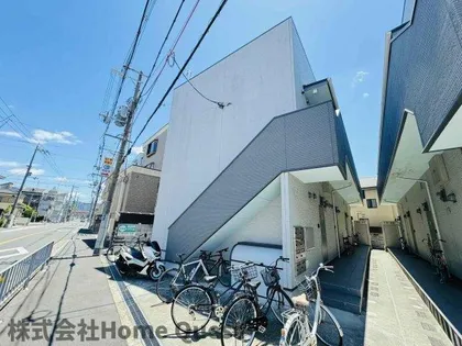 ソフィアテラス【1階】の外観