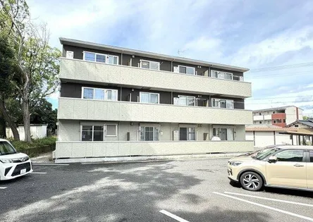 イ・ラプセル【3階】の外観