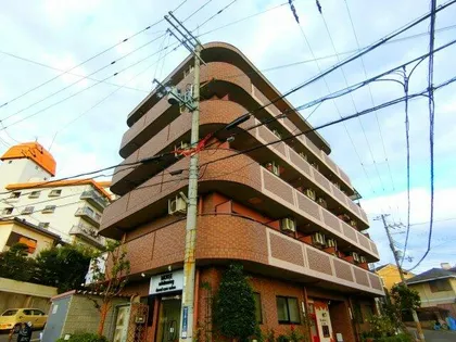 グリンヒルズ【2階】の外観