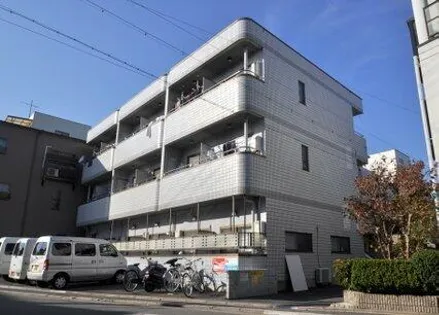 サンジョルディ【1階】の外観