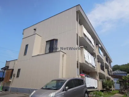 マンション若山【1階】の外観