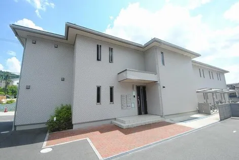 ニルヴァーナ小森の画像