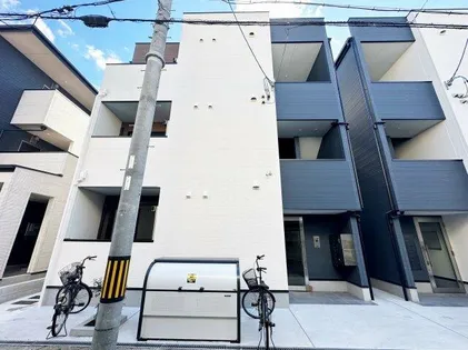 CRASTINE小路東A【1階】の外観