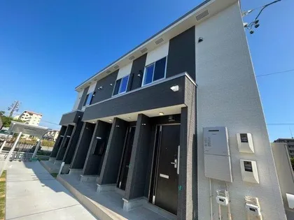 ラ・ヴィータ【1階】の外観