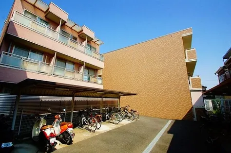 メゾンクラーラ【1階】の外観