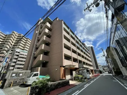 ラ・カステルメウ【7階】の外観